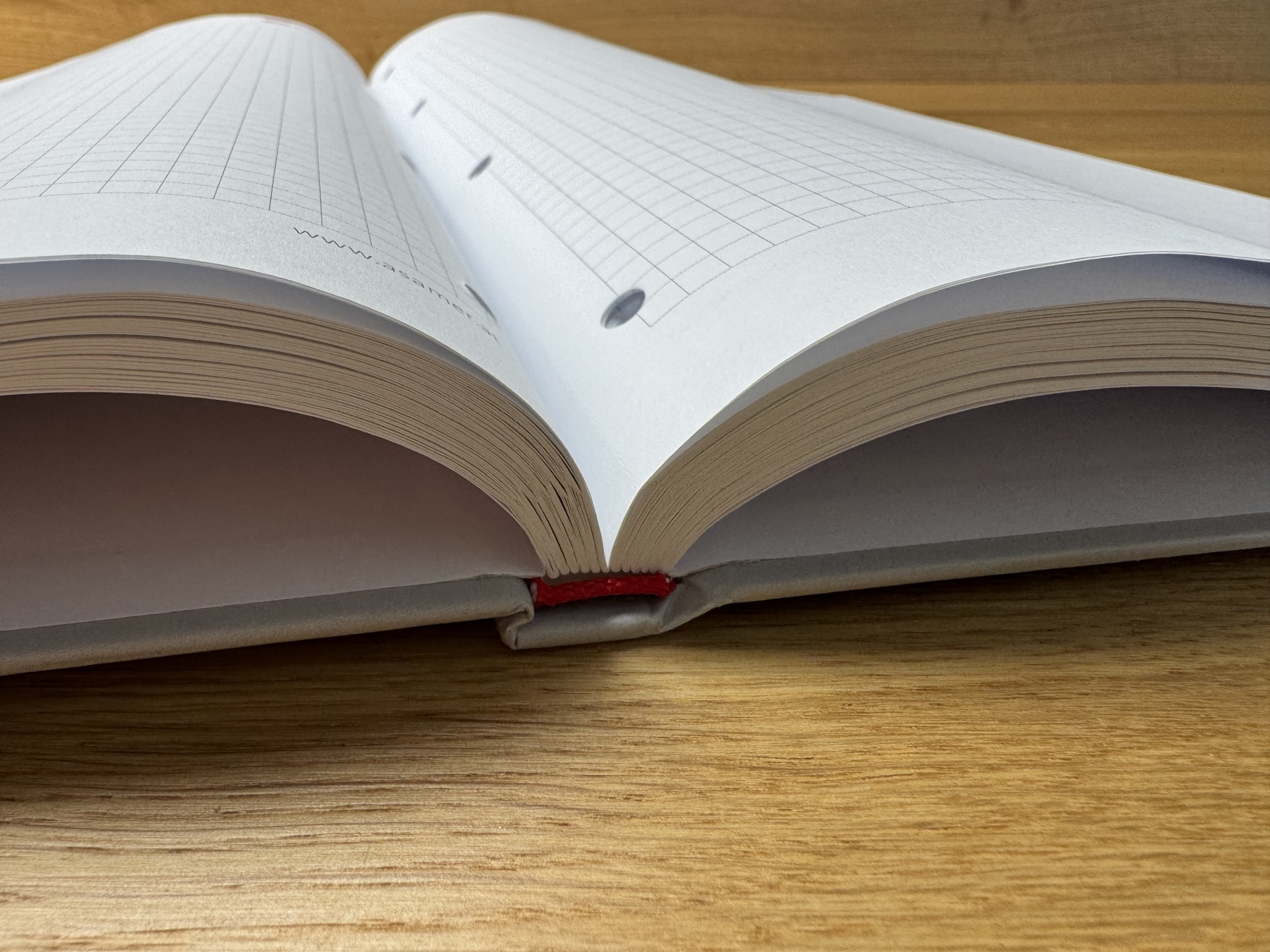 A4-Hardcover-Notizbuch als hochwertiges Druckprodukt A4-Hardcover-Notizbuch als hochwertiges Druckprodukt
